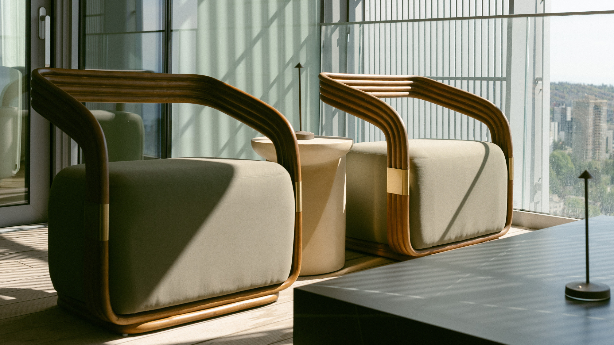 Curva Outdoor Lounge Chair