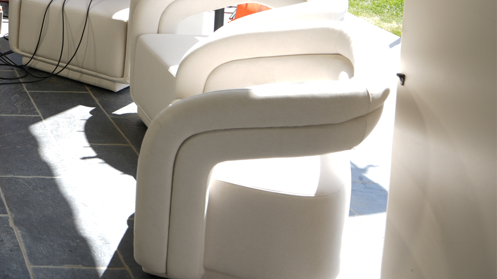 Mia Lounge Chair