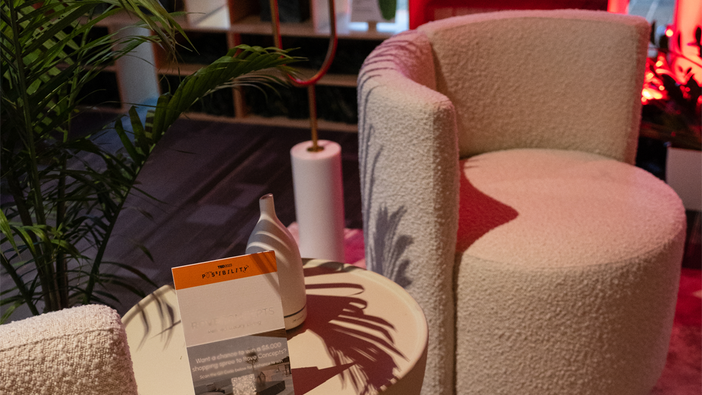 Nova Lounge Chair