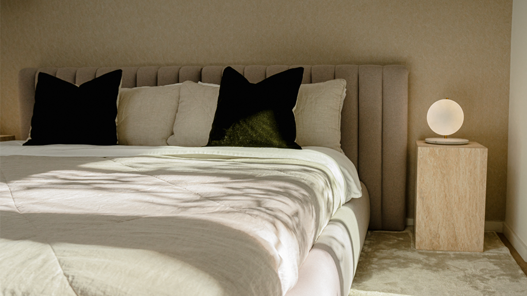 Porter Bed