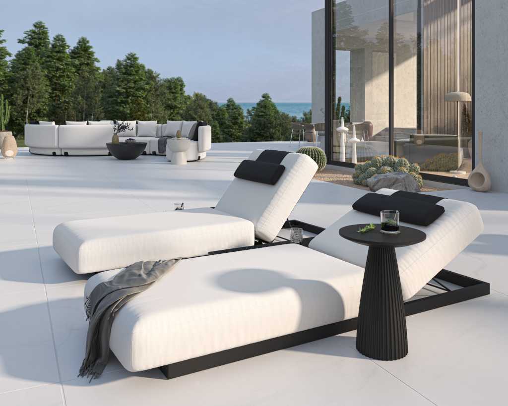 Florian Outdoor Lounger