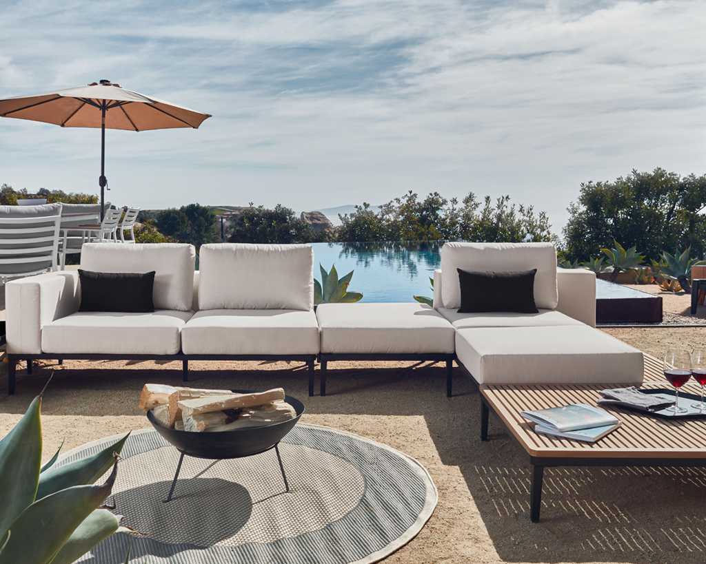 Francis Outdoor Modular Sectional | Rove Concepts