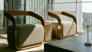 Curva Outdoor Lounge Chair