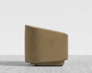 Hadrian_Armachair_Velvet_Dune