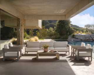 Heritage Outdoor 3-Seater