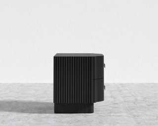 Magnus_Nightstand_Black_Oak