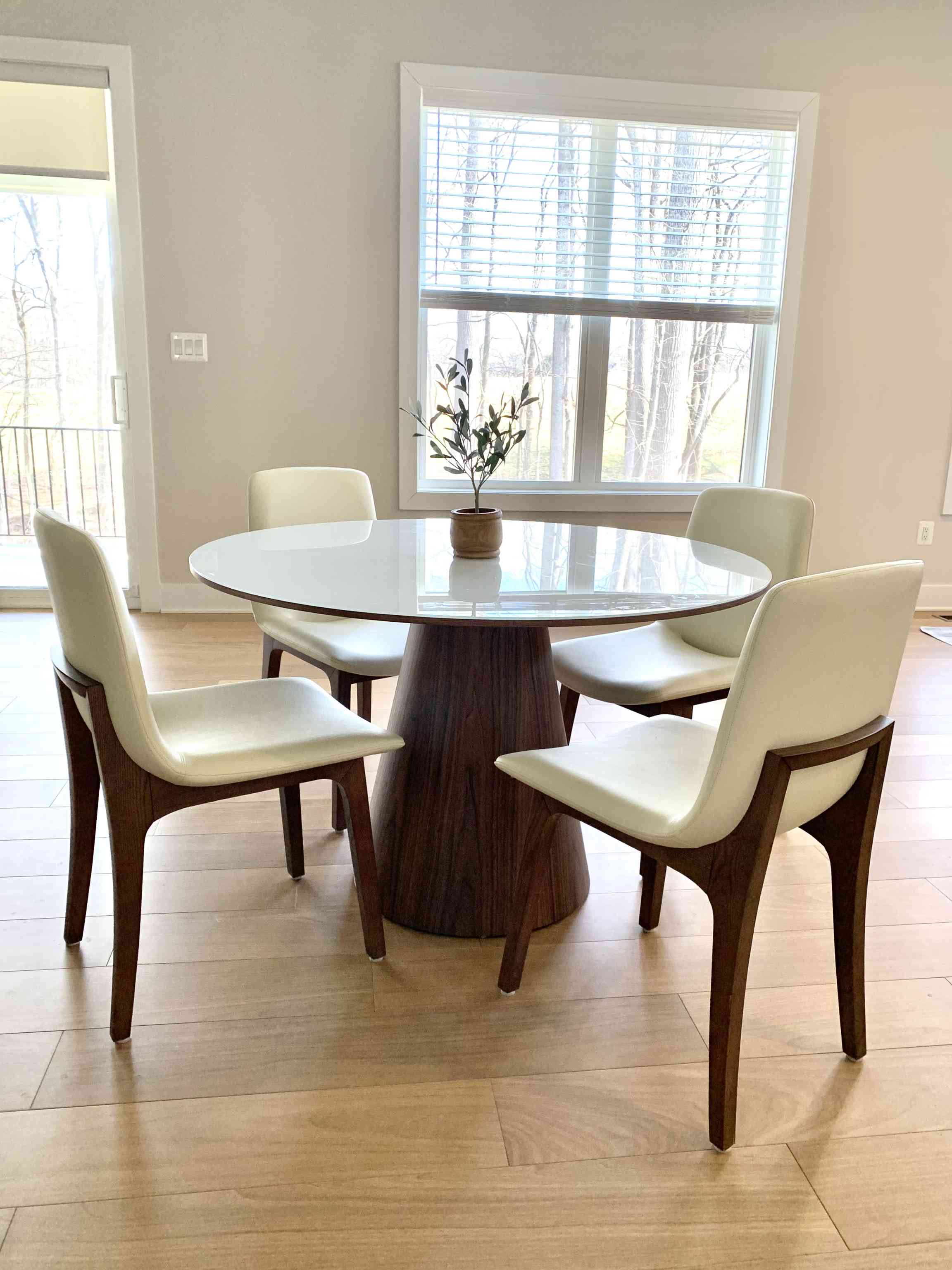 Winston Dining Table 47" European Ceramic Rove Concepts