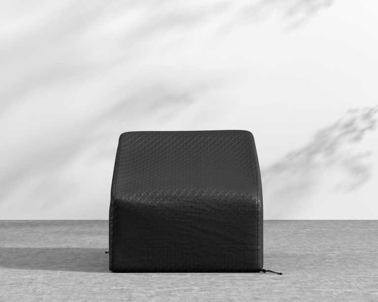 Bora_Armless_Cover Bora_Armless_Cover