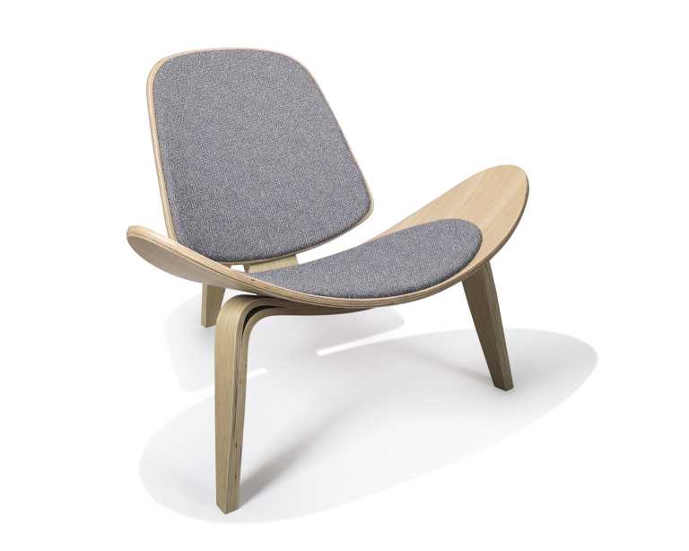 Shell Chair | Hans Wegner | Reproduction