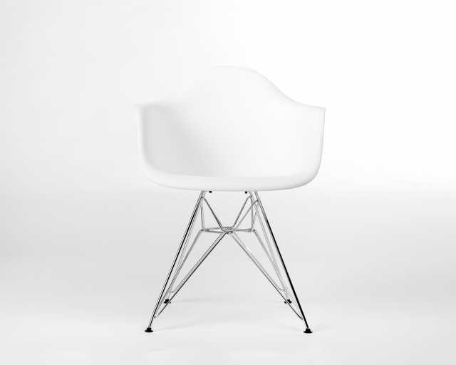 DAR Molded Plastic Armchair 